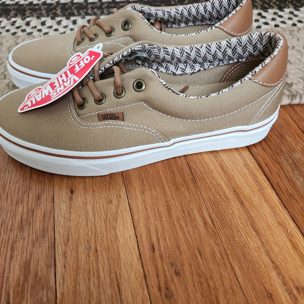 Vans Tan Canvas Atwood Deluxe Sneakers - Picture 11 of 11